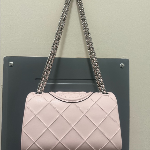 FLEMING SOFT SMALL CONVERTIBLE SHOULDER BAG - Picture 4 of 7